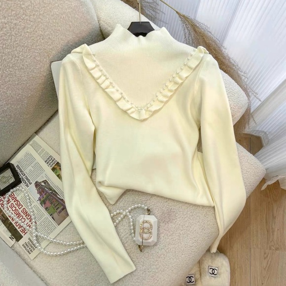 brand new pearl sweater - Picture 1 of 3